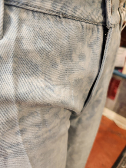 Flora Blue Jean