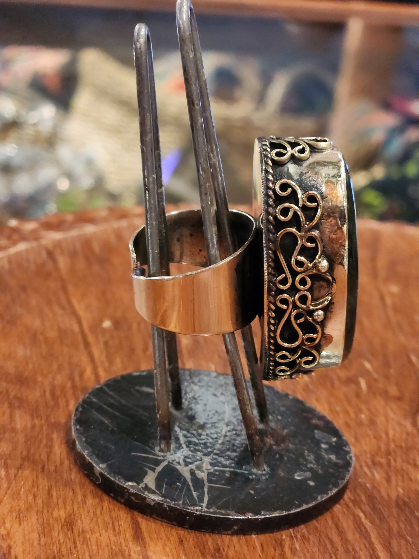 Oval Labradorite Ring