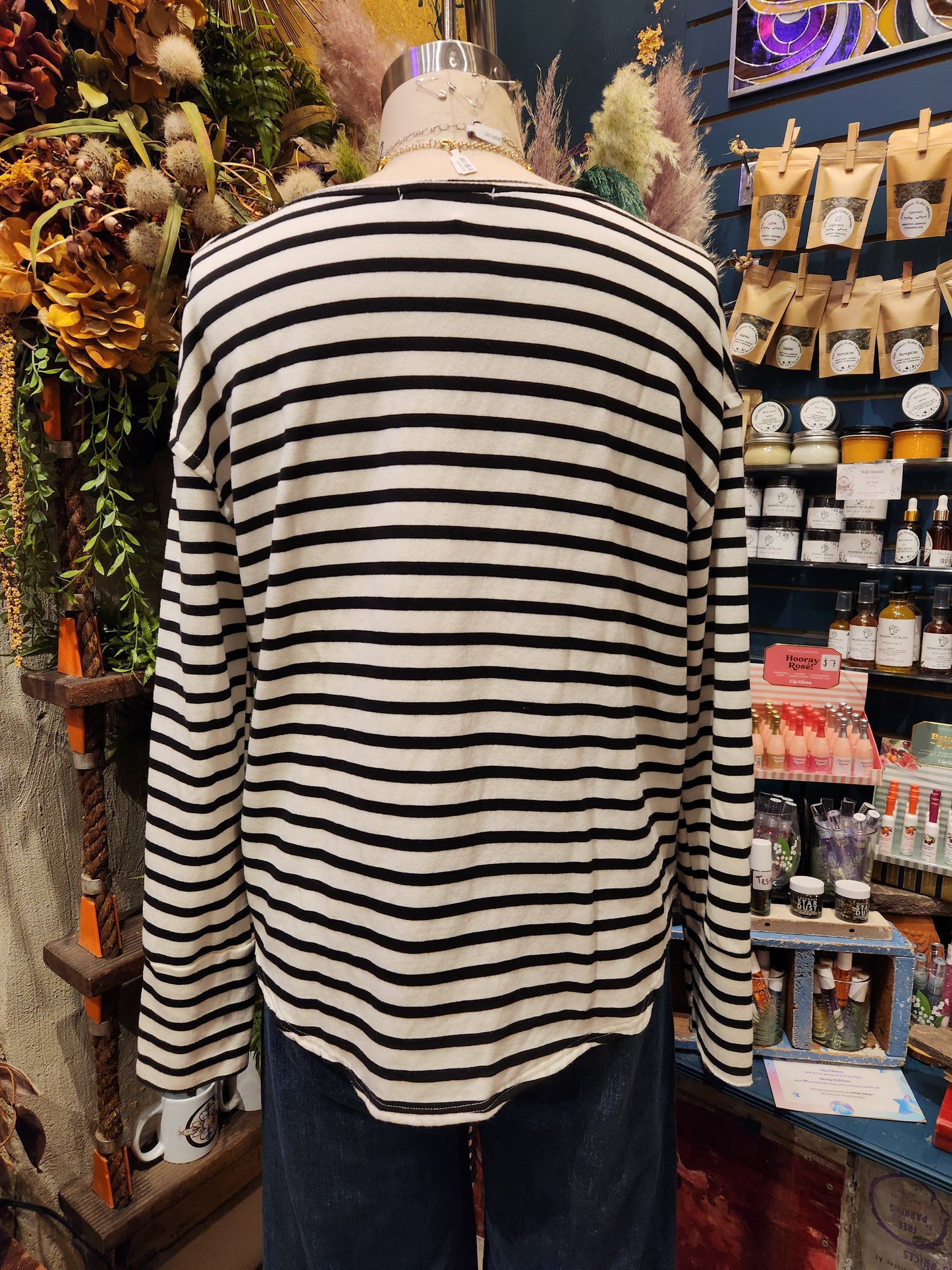Thumbhole Top - Black Stripe & Laundered