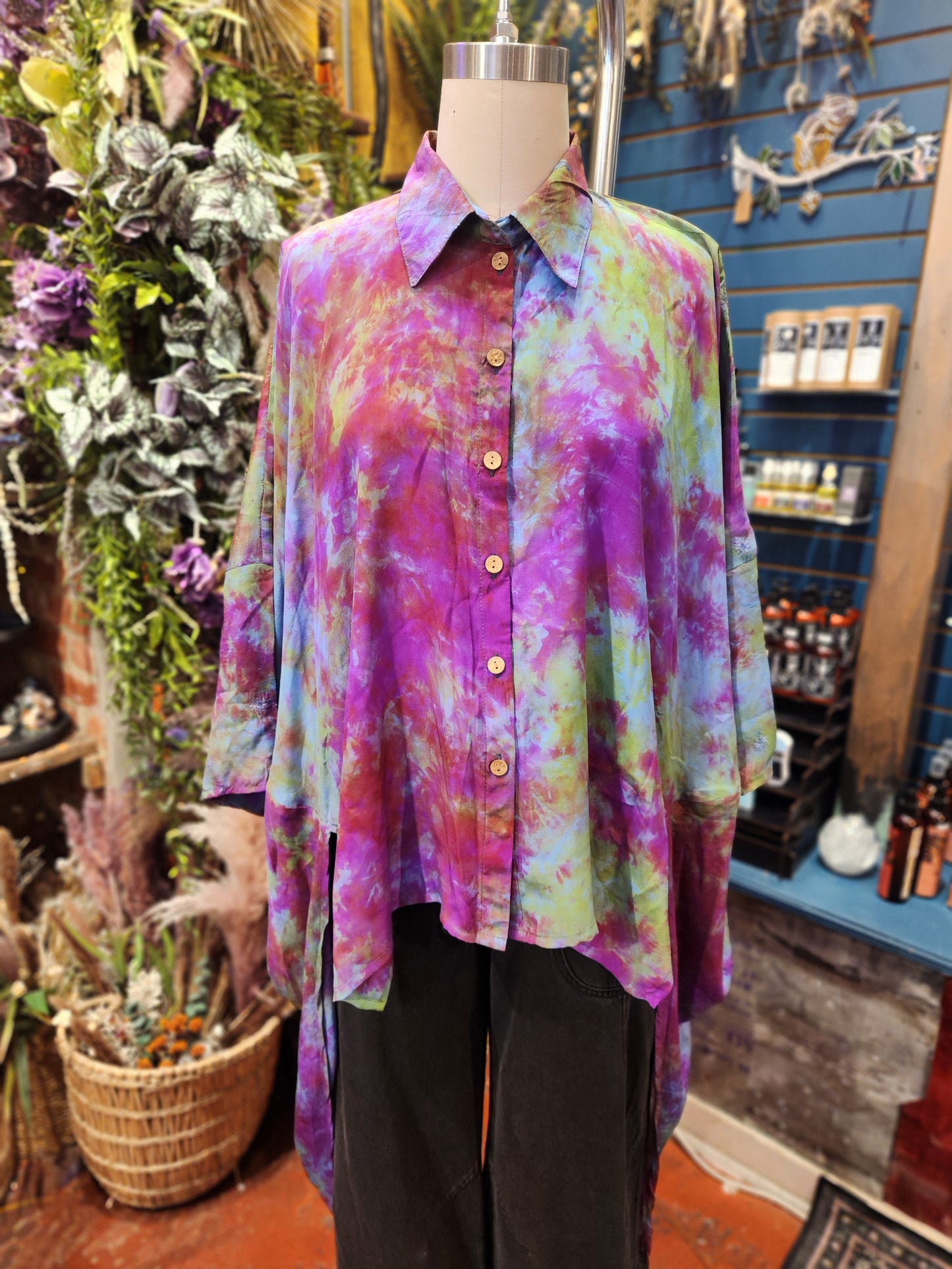 Crepe Sari Summer Nirvana Button Down