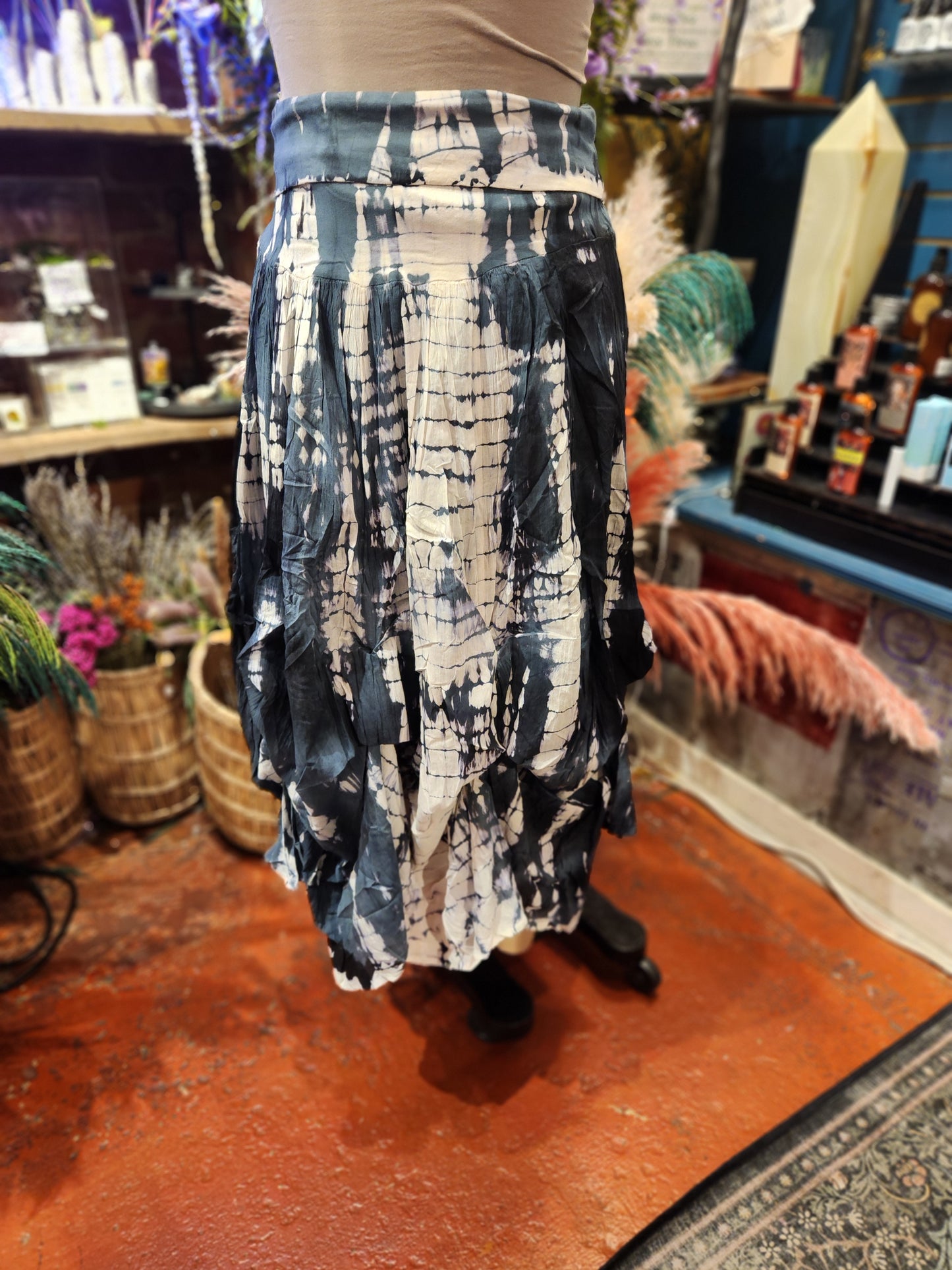 Grey/White Tie Dye Bubble Skirt