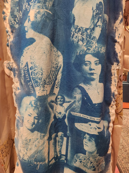 Vintage Women in Tattoo A+Z Floral Robe - Laura Bruce