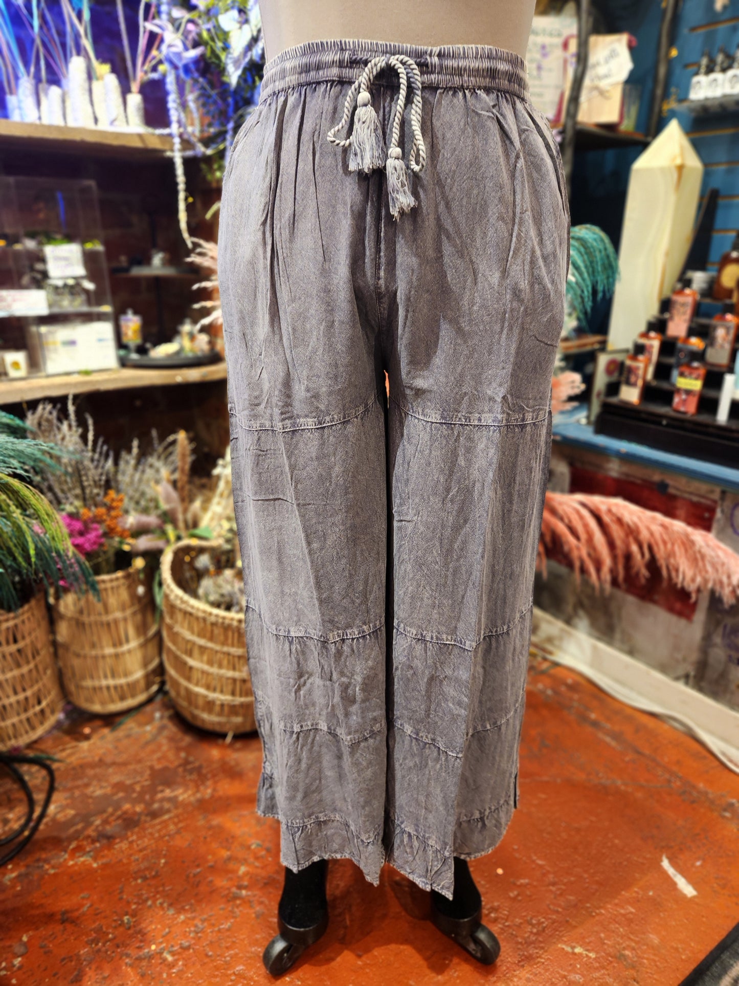 Ruffle bottom Stone Wash Pant  - Free Size ( multiple colors available )