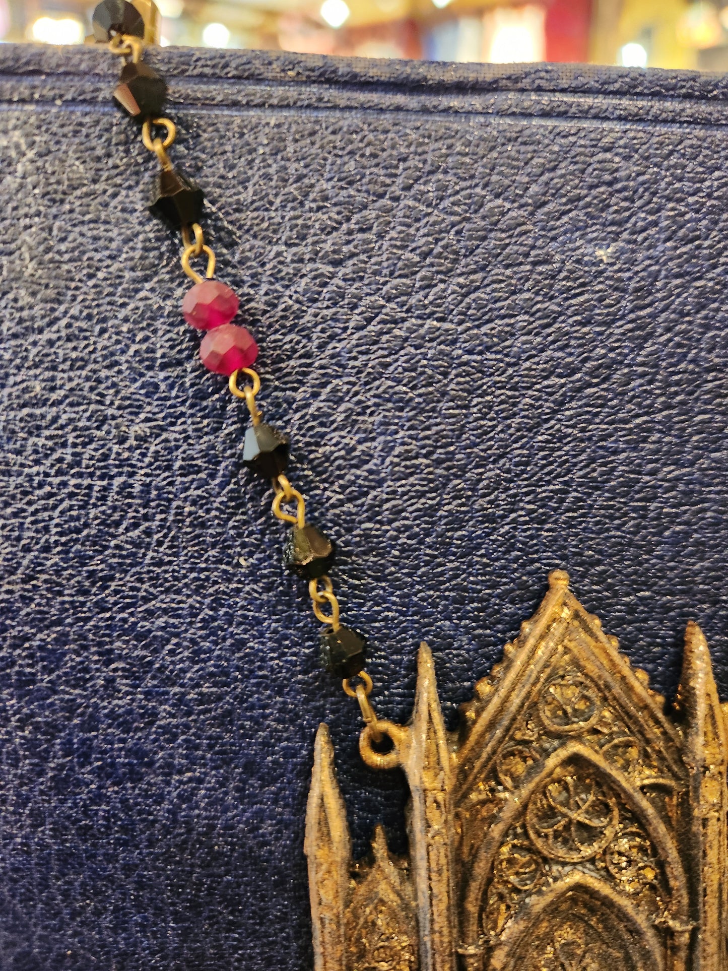Mundas Caro Et Diabolus Handmade Artisan Necklace