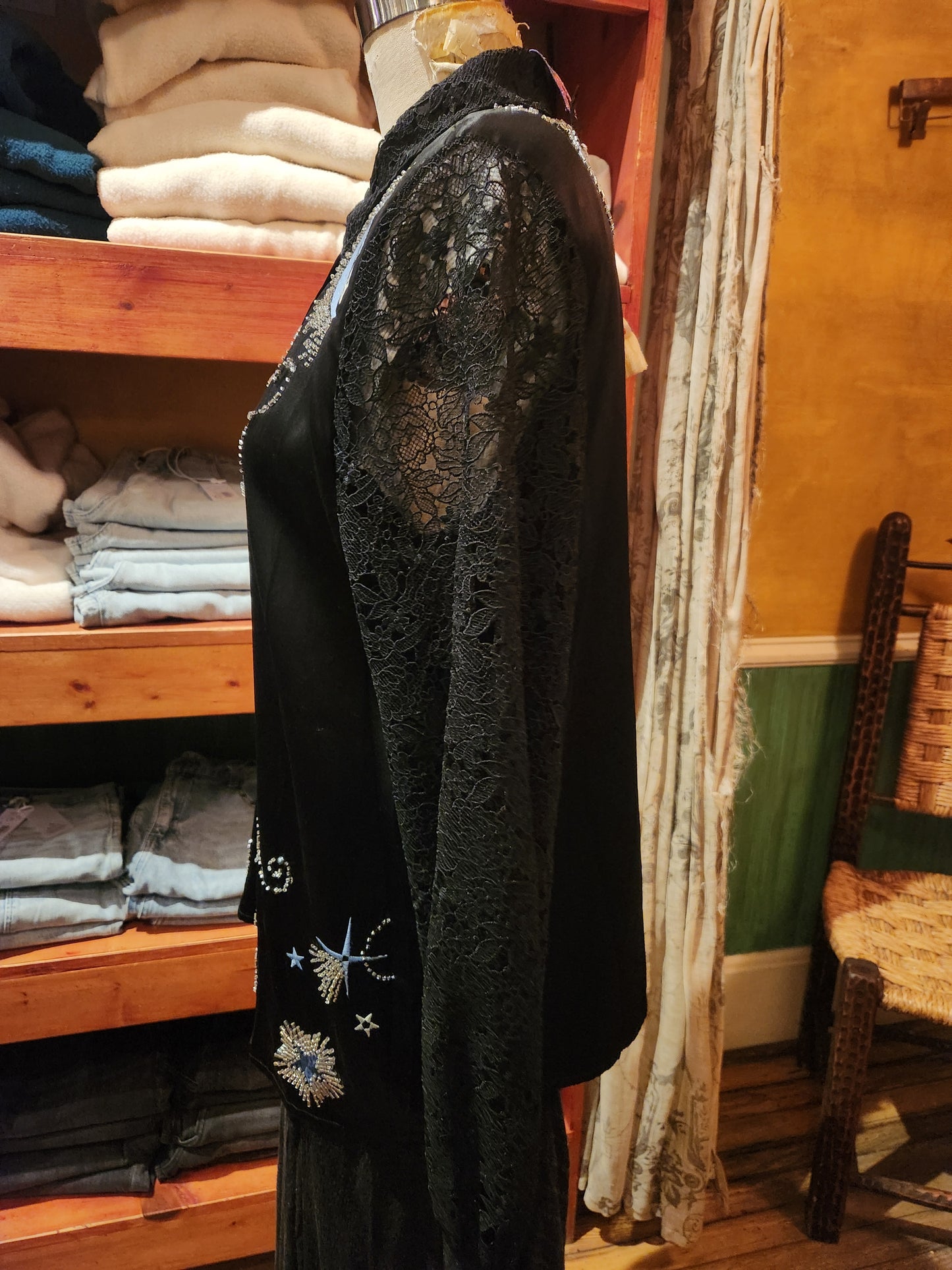 Vanti Embroidered Lace Shirt