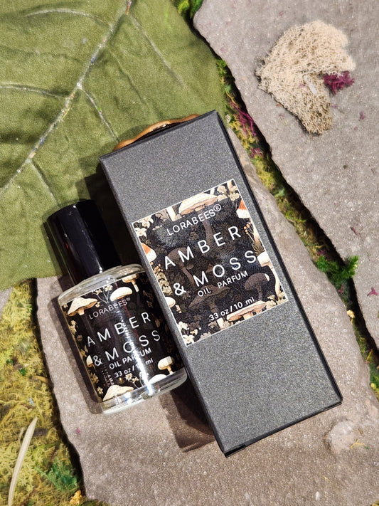 Jardin De Lune Noire Collection Perfume Roller - Amber & Moss