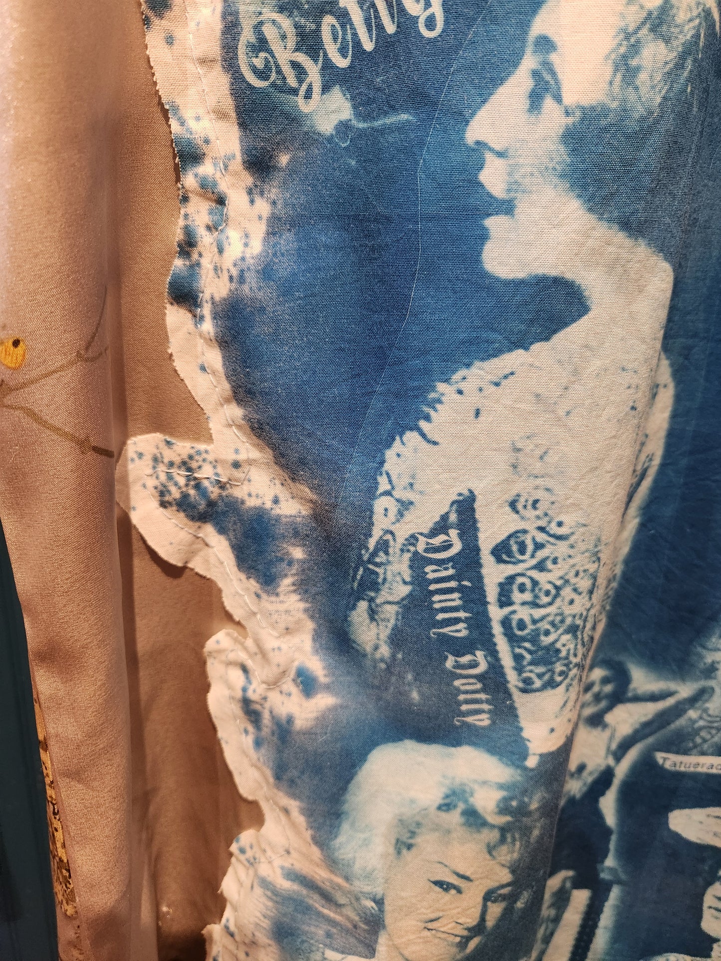 Vintage Women in Tattoo A+Z Floral Robe - Laura Bruce