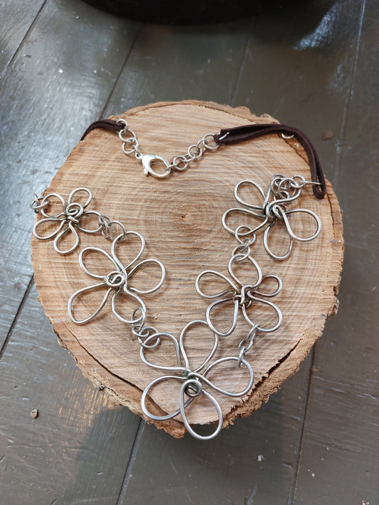 Fine Silver Daisy Chain On Leather Necklace *425N-15