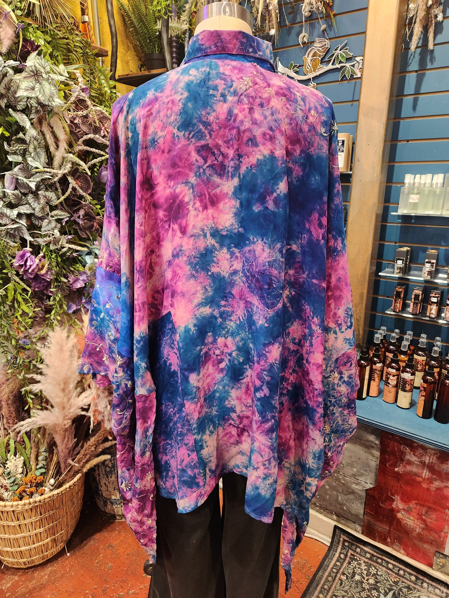 Crepe Sari Summer Nirvana Button Down