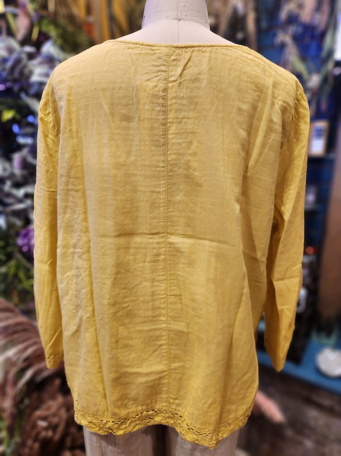 Kleen Linen/ Cotton Tucks Long Sleeve Top