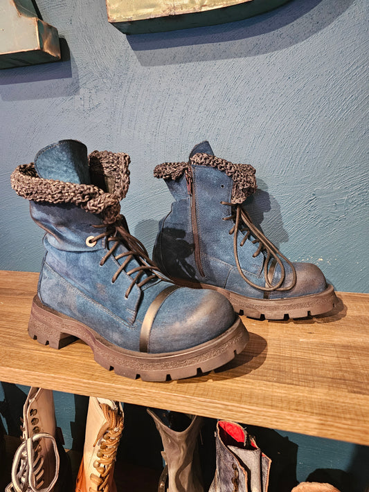 Jason Boot - Blue