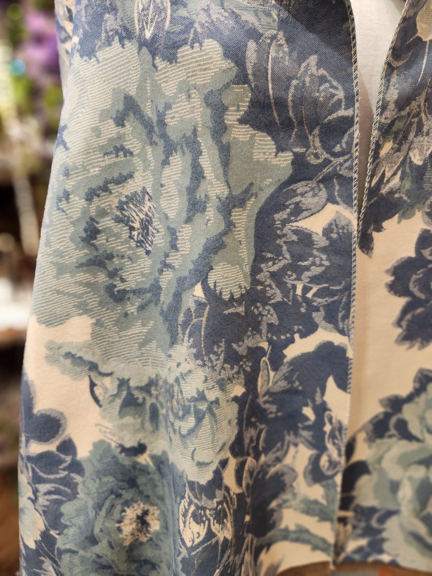 Double-Sided Shawl - Blue Floral
