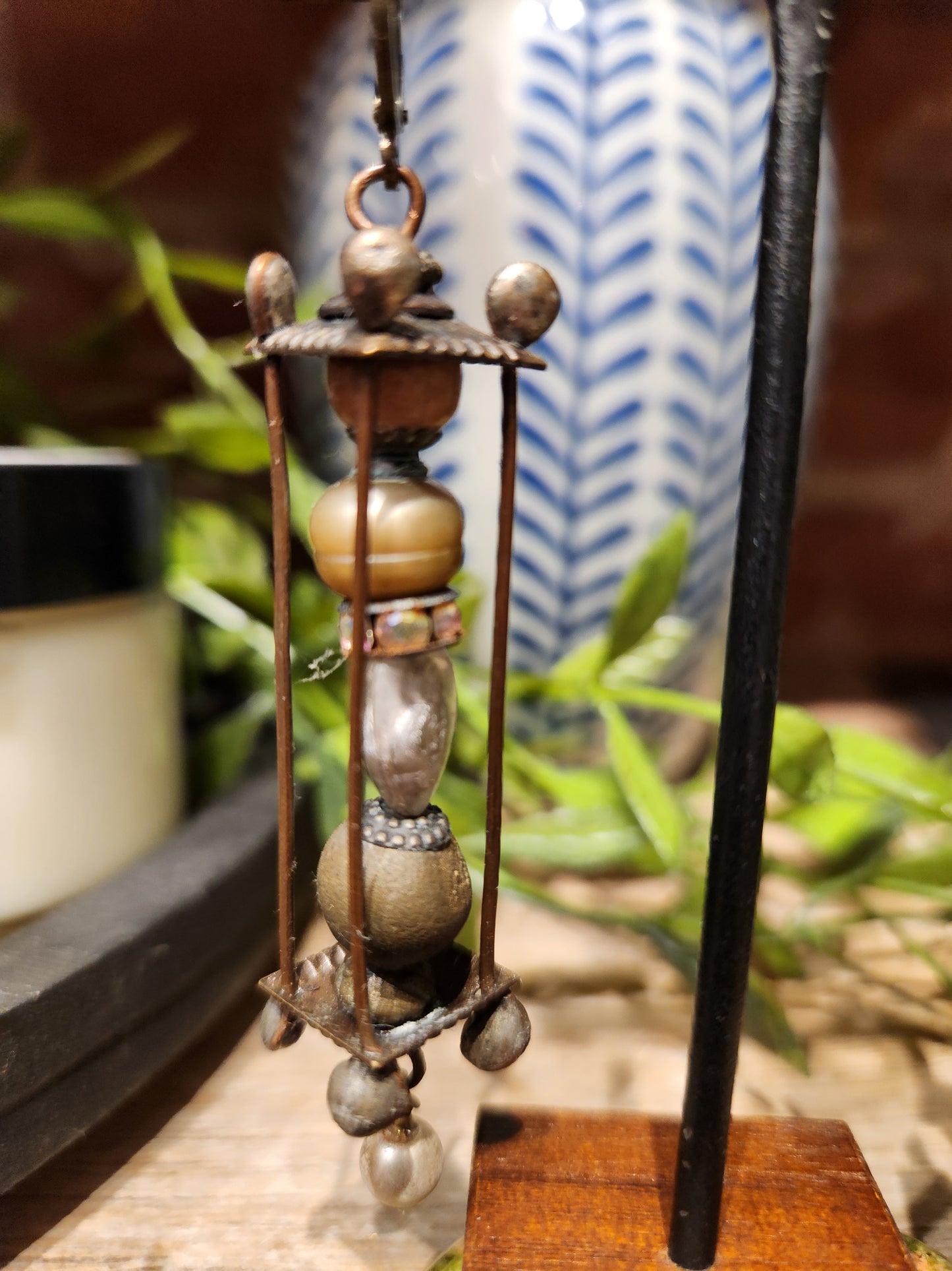 Cage Earrings (Brown )