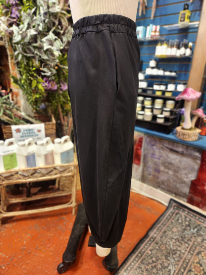 Saga Genie Barrel Pants