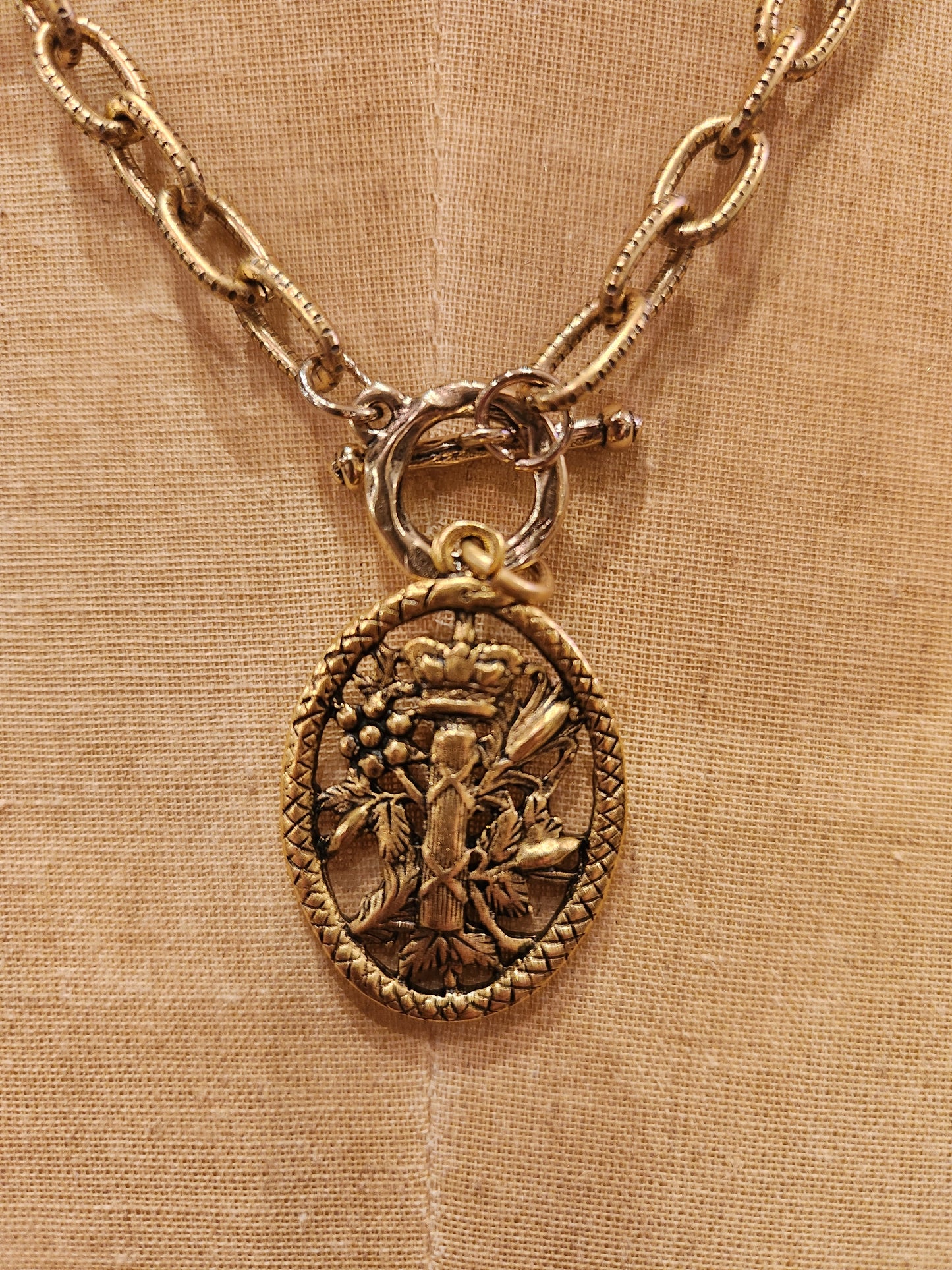 Scottish Crest Pendant Vintage Reproduction - Gold Plated