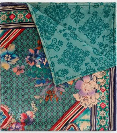 Laurel Canyon Cozy Blanket - Lorette