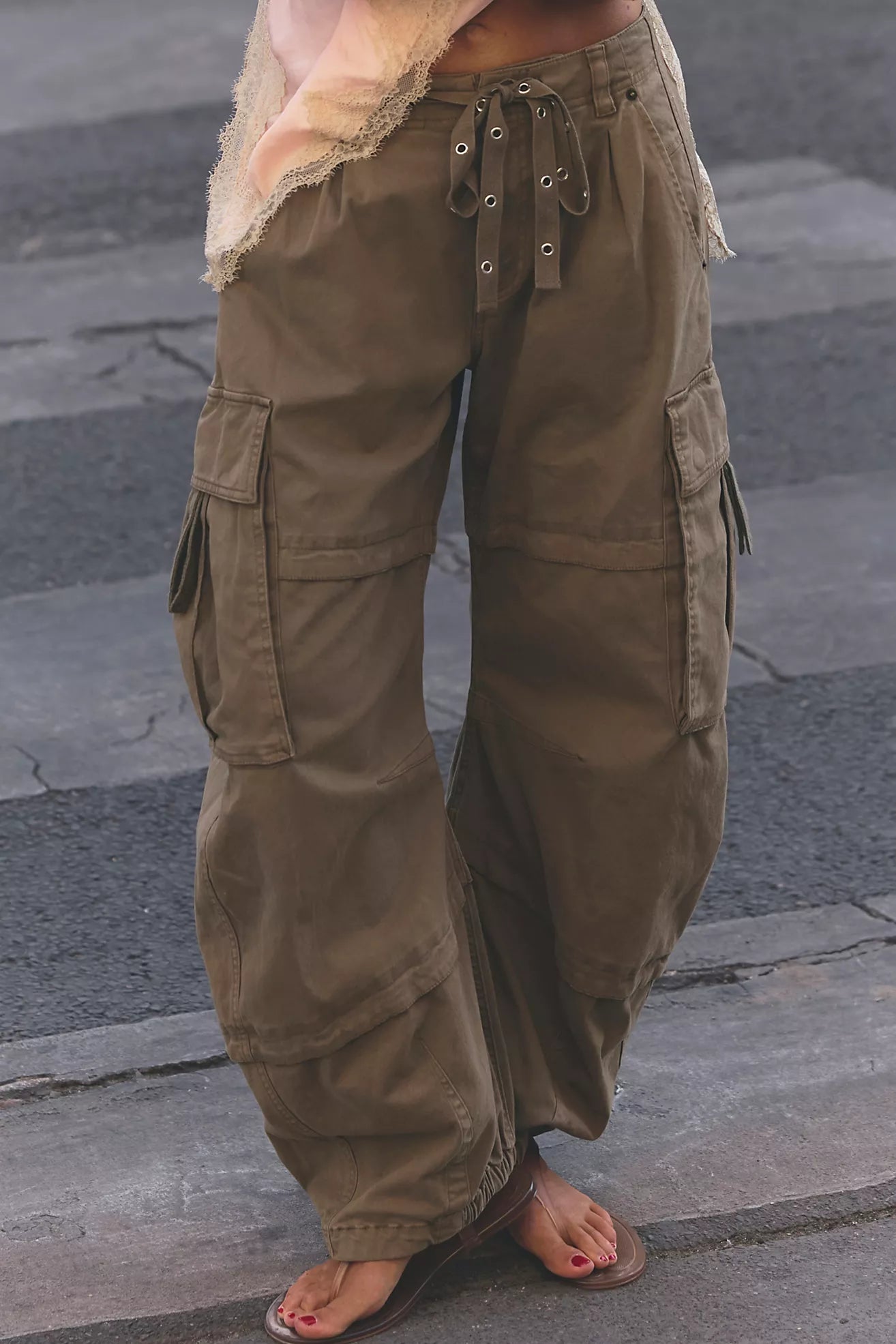 Reef Curved Twill Cargo Pants