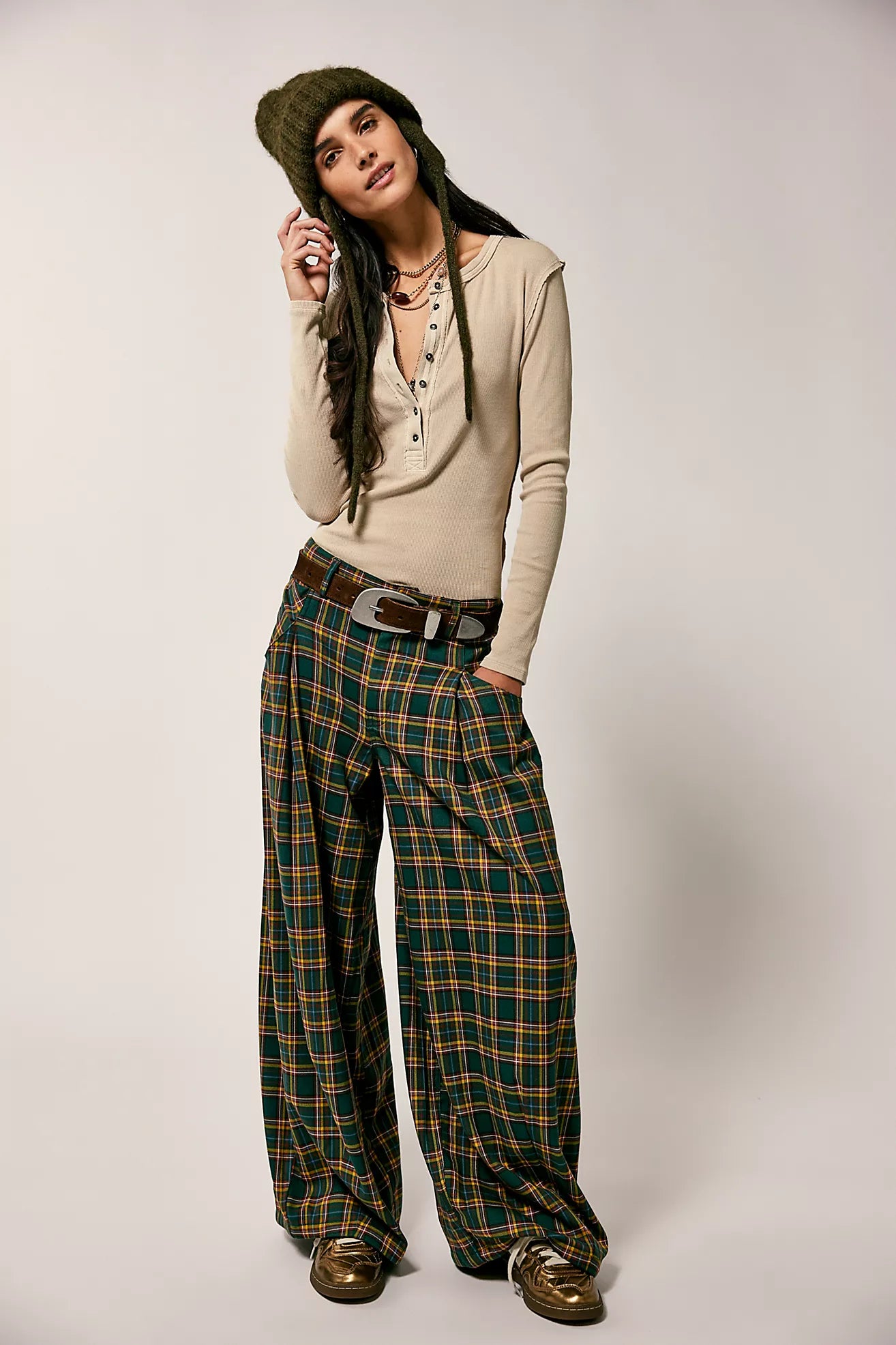 About IT Baggy Trouser