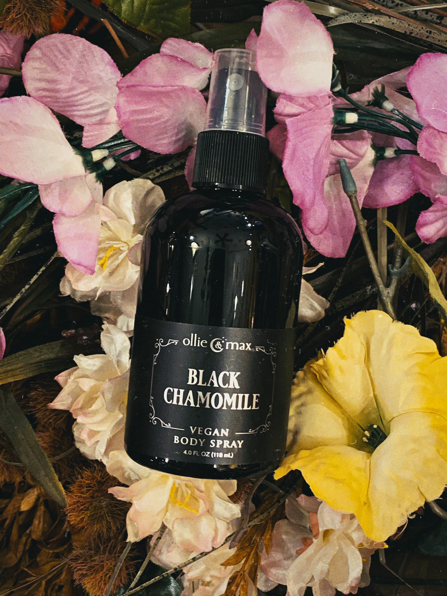 Black Chamomile Body Spray - La De Da