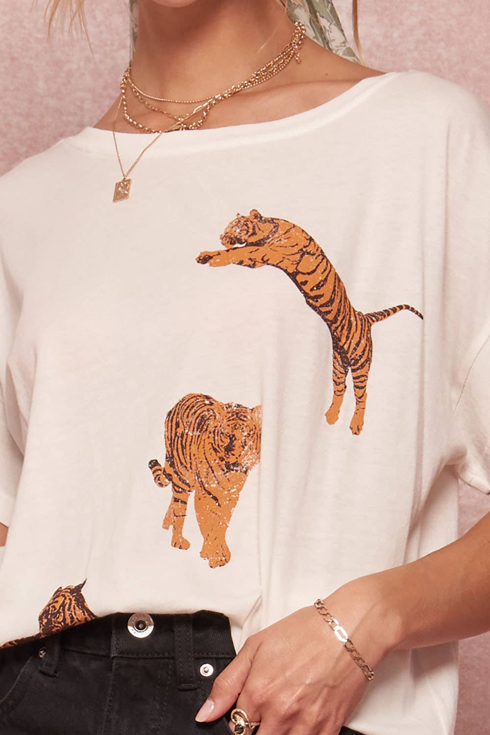 Tiger Vintage Garment Washed Graphic Tee - La De Da