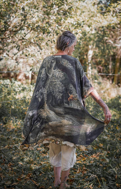Castles In The Air Starduster Kimono - La De Da