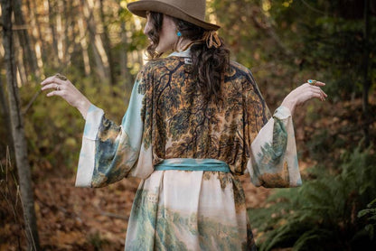 Awakening Long Kimono - La De Da